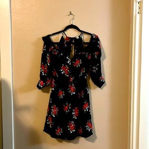 H&M Divided Floral Rose Print Balck Cold Shoulder Long Sleeve Ruffle Dress 6